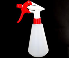Dispensing pumps, triggers